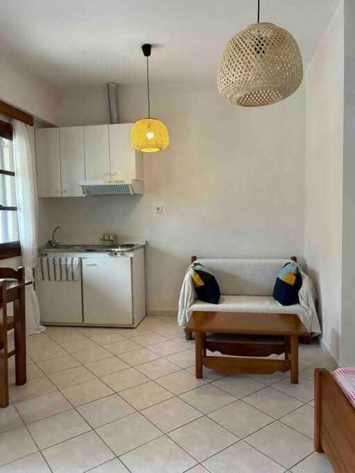 Cozy Studio In Skala, Agistri Apartment Exterior foto